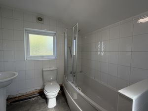 Photo 5- click for photo gallery